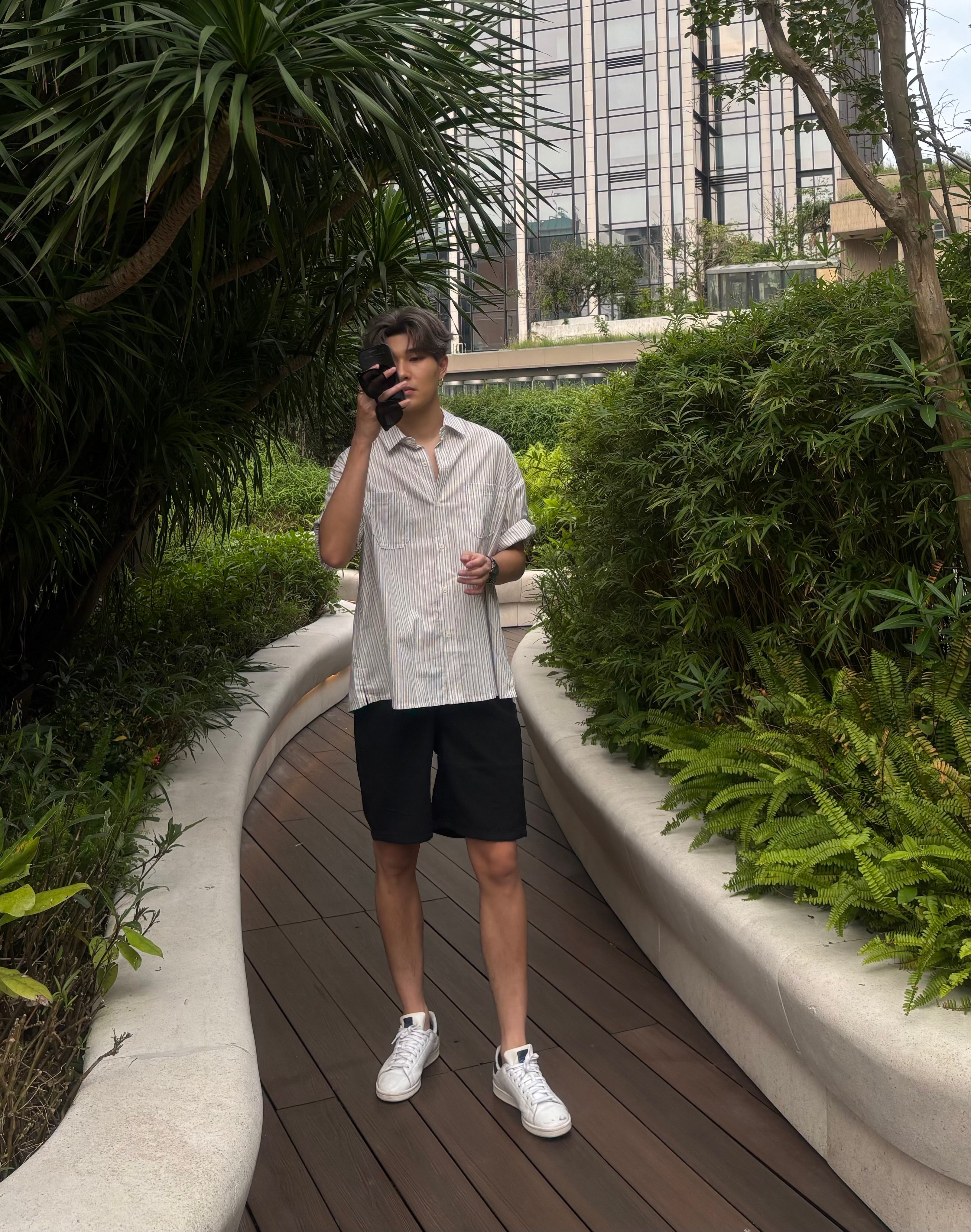 挺身牛仔短褲