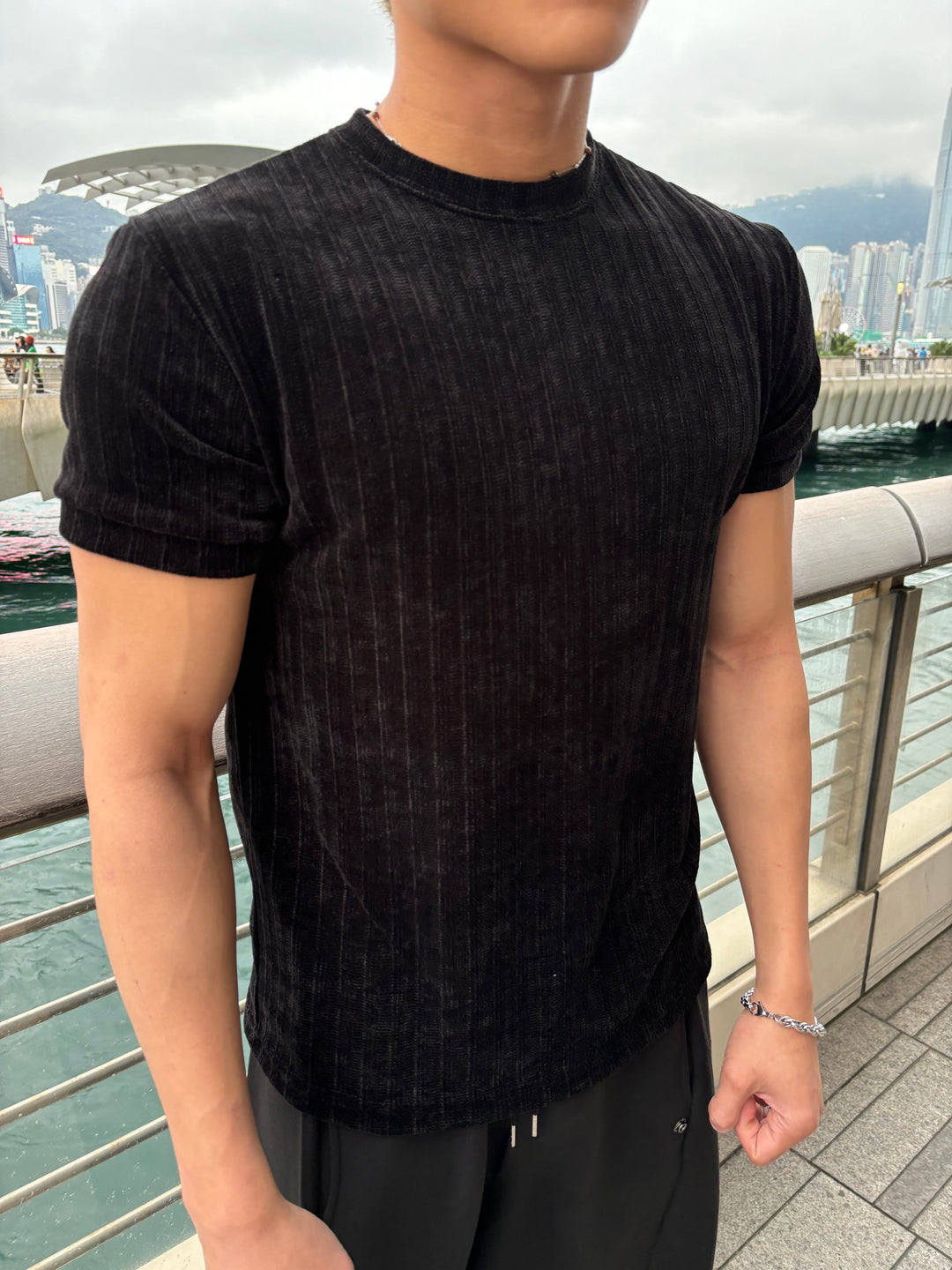 質感輕絨面短袖上衣