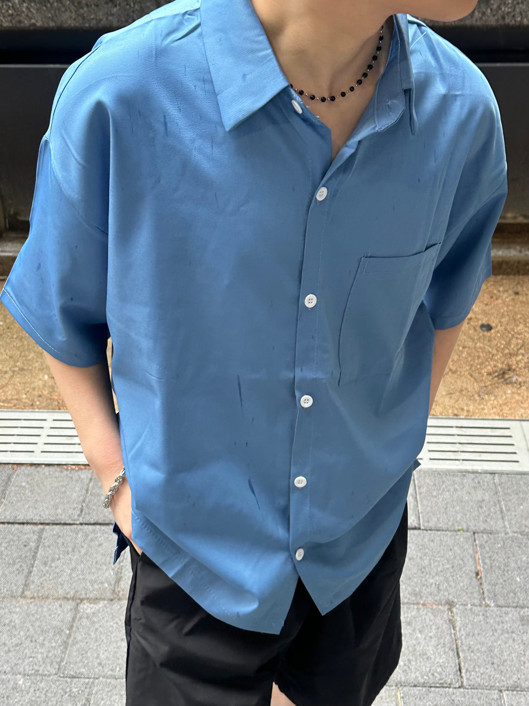 藍色短袖滑襯衫