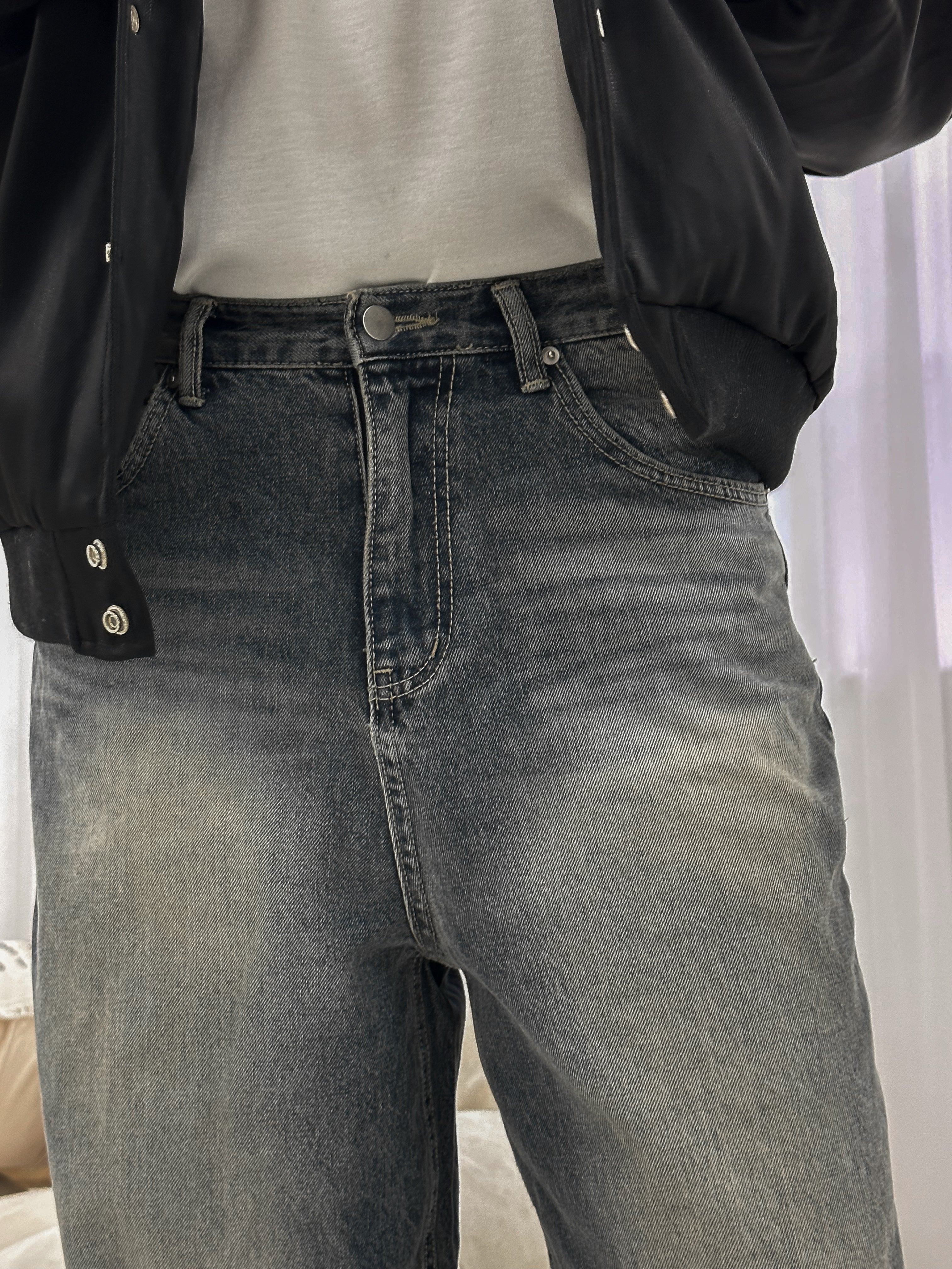 水洗灰落地牛仔褲