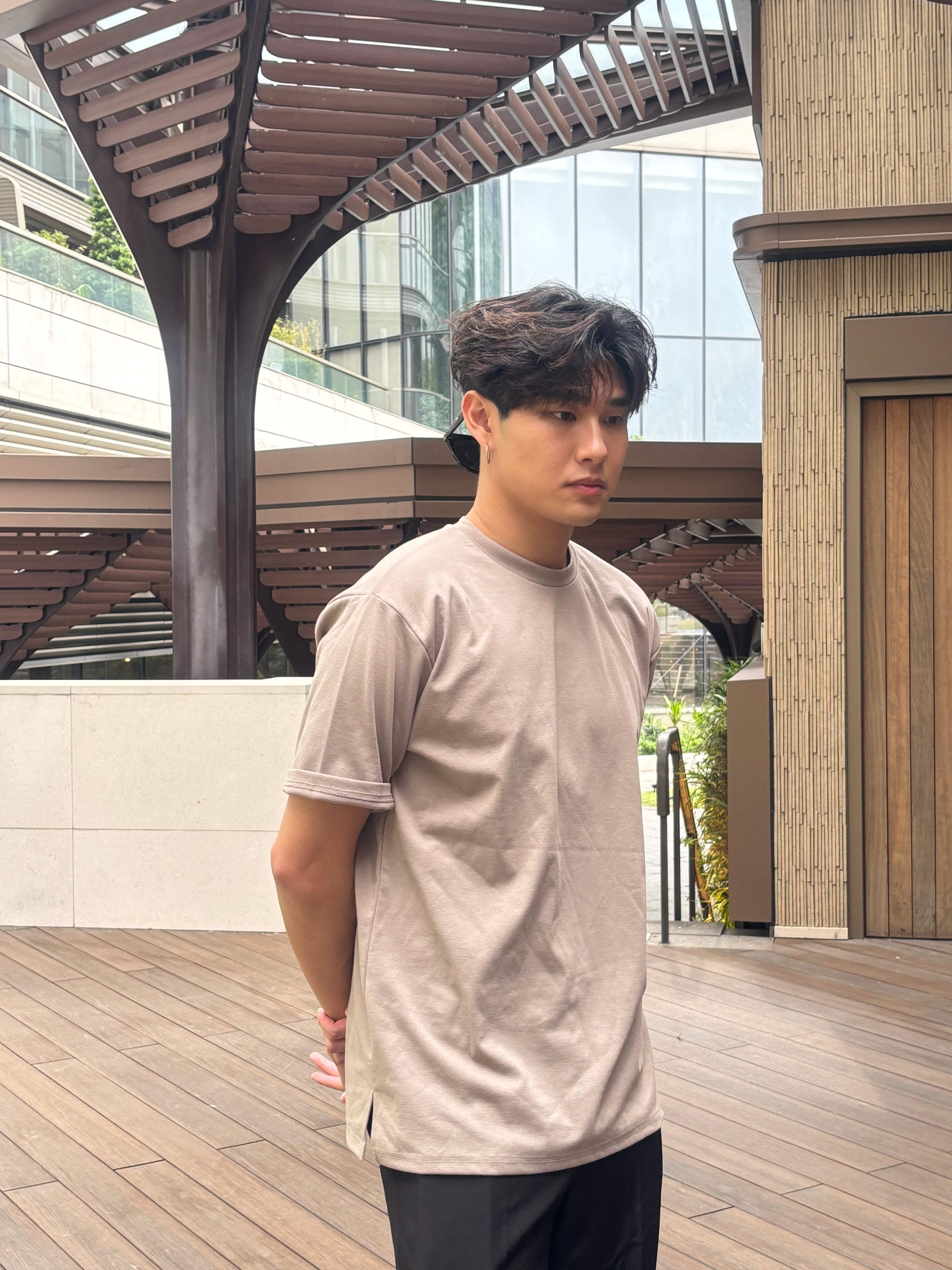 基本款米色短袖Tee