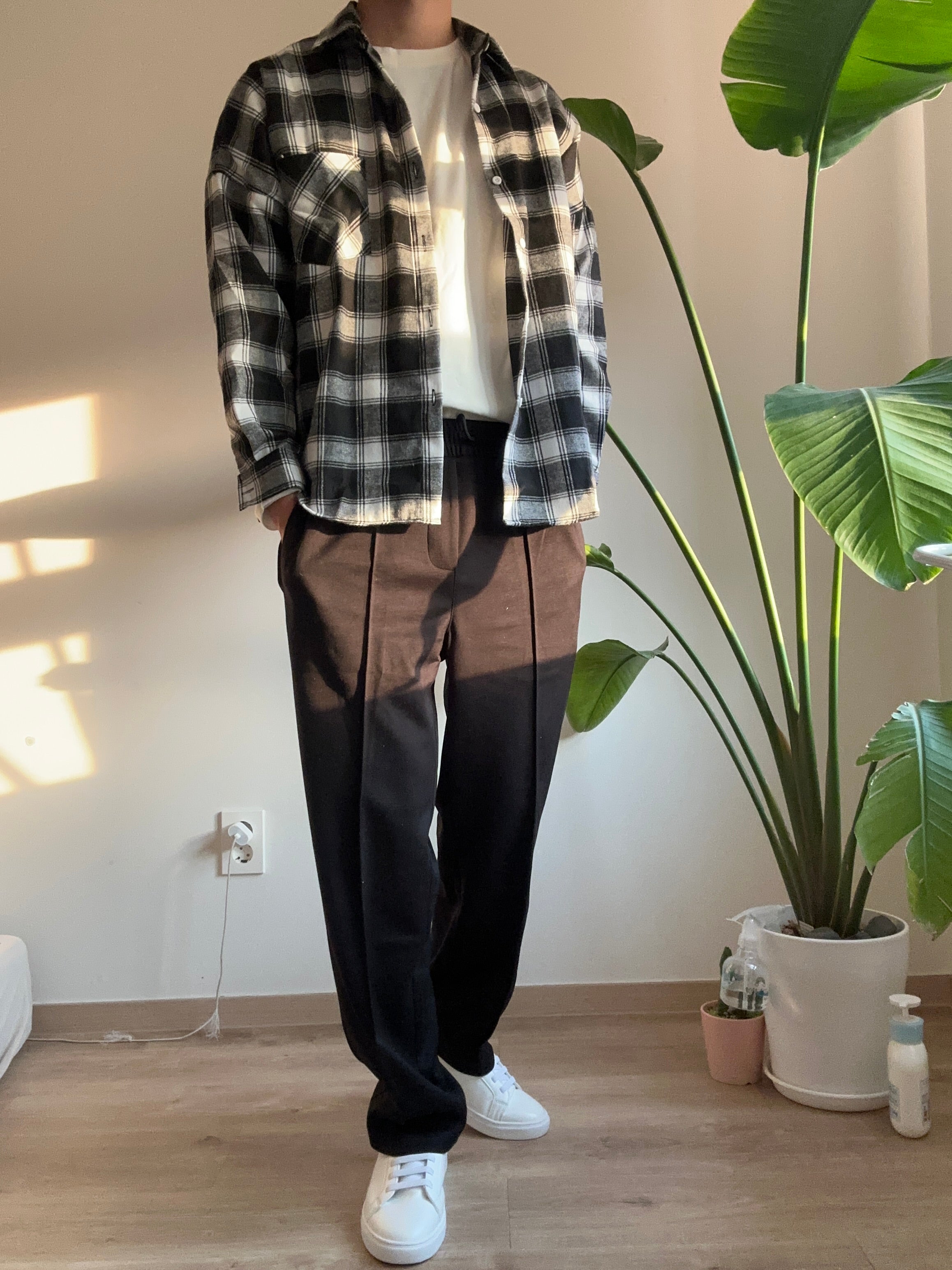 黑色格仔襯衫