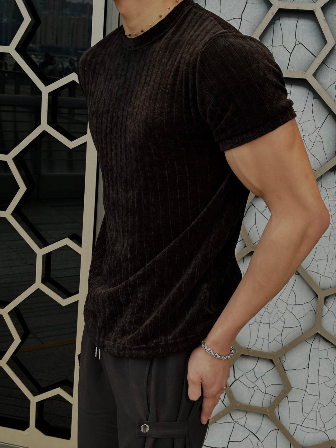 質感輕絨面短袖上衣