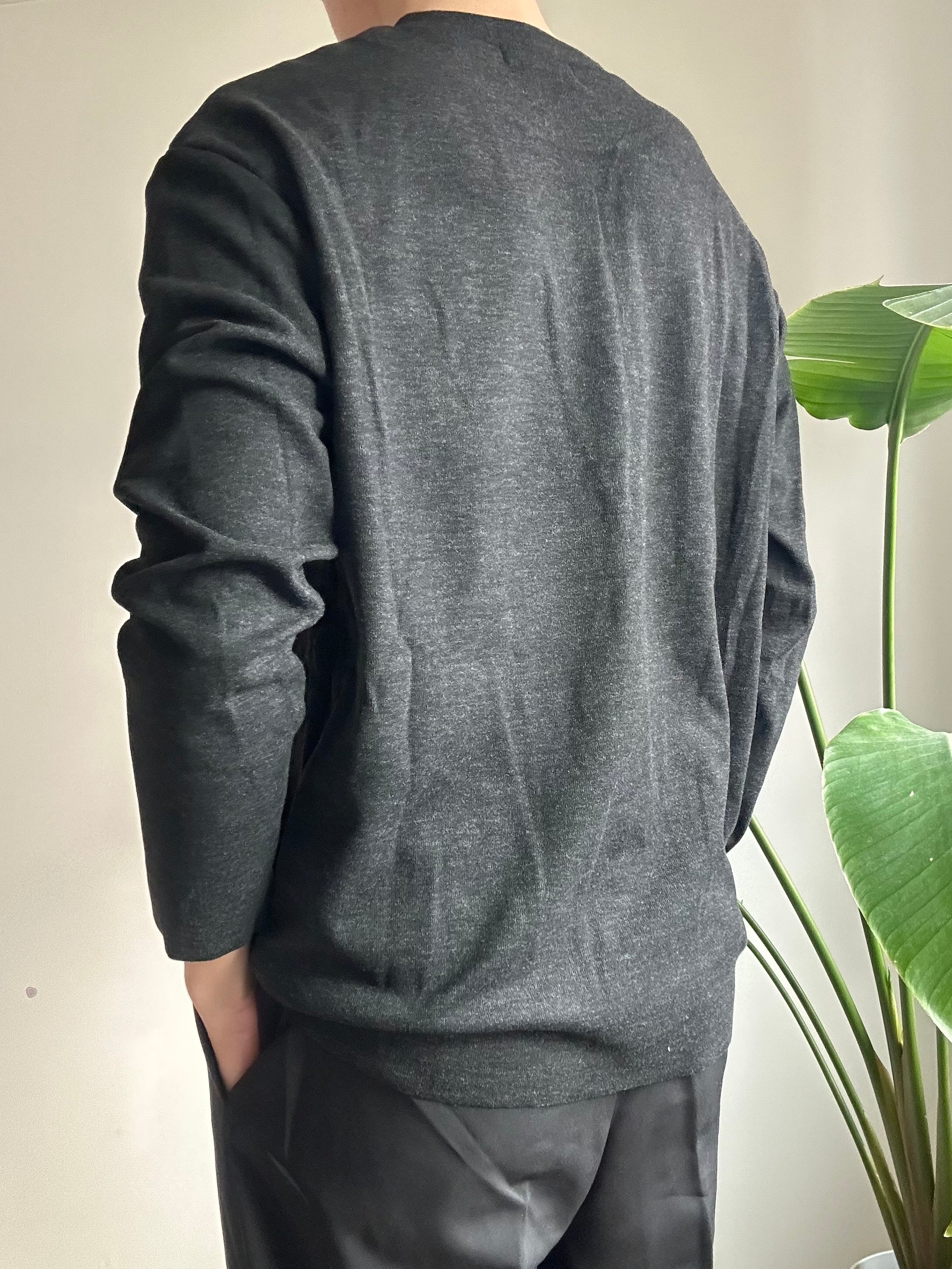 現貨 親膚碳灰長袖襯搭上衣