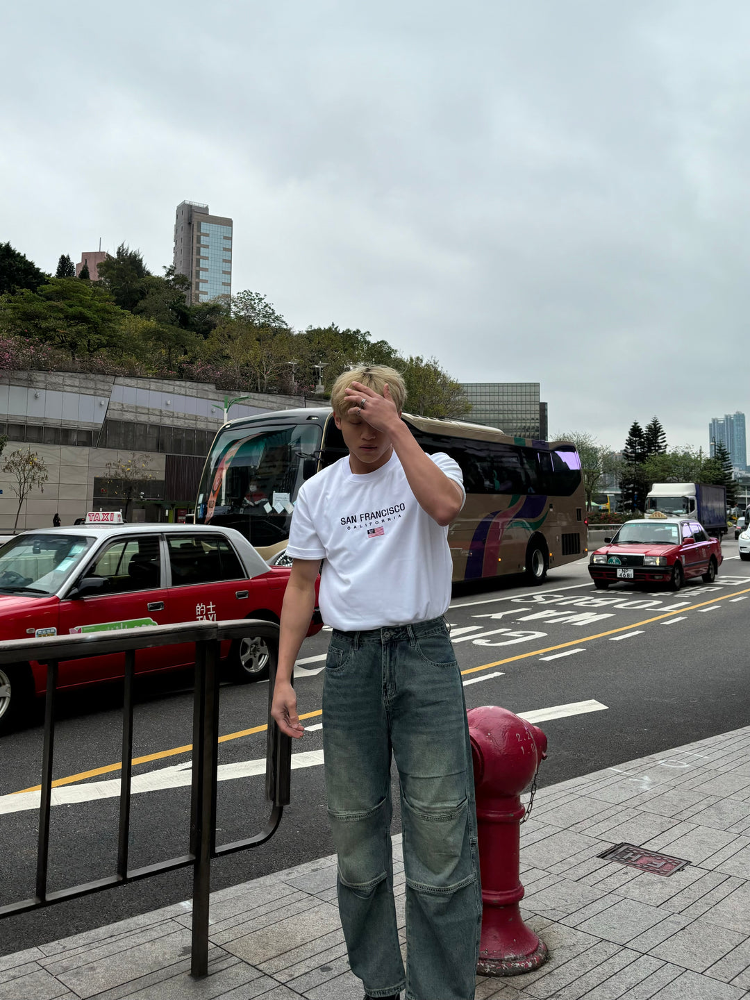 水洗刀紋牛仔褲 韓國男裝