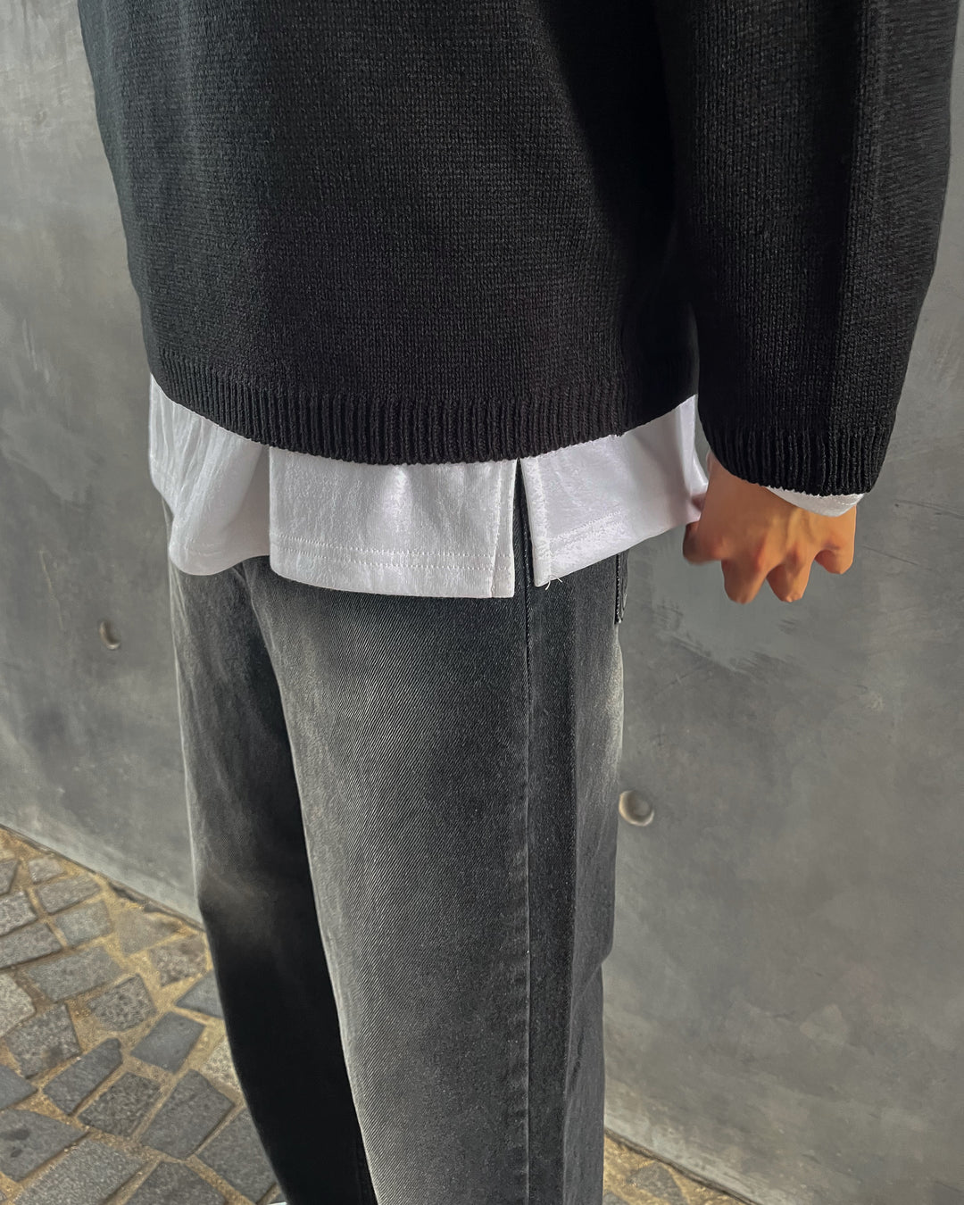 黑色水洗牛仔褲