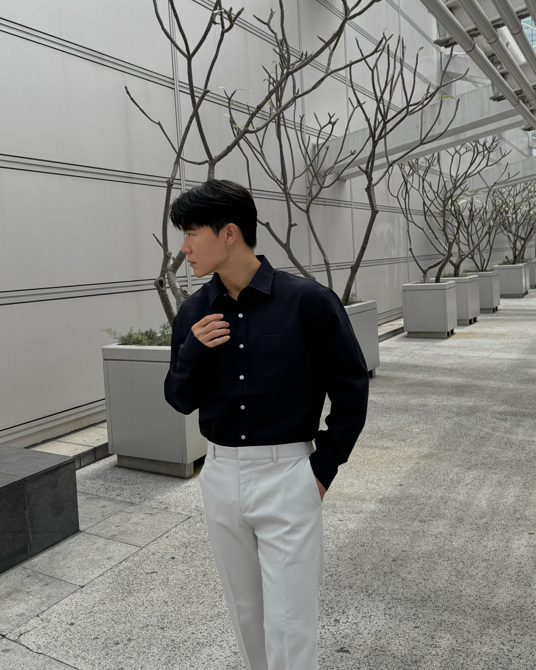 黑色透氣百搭襯衫