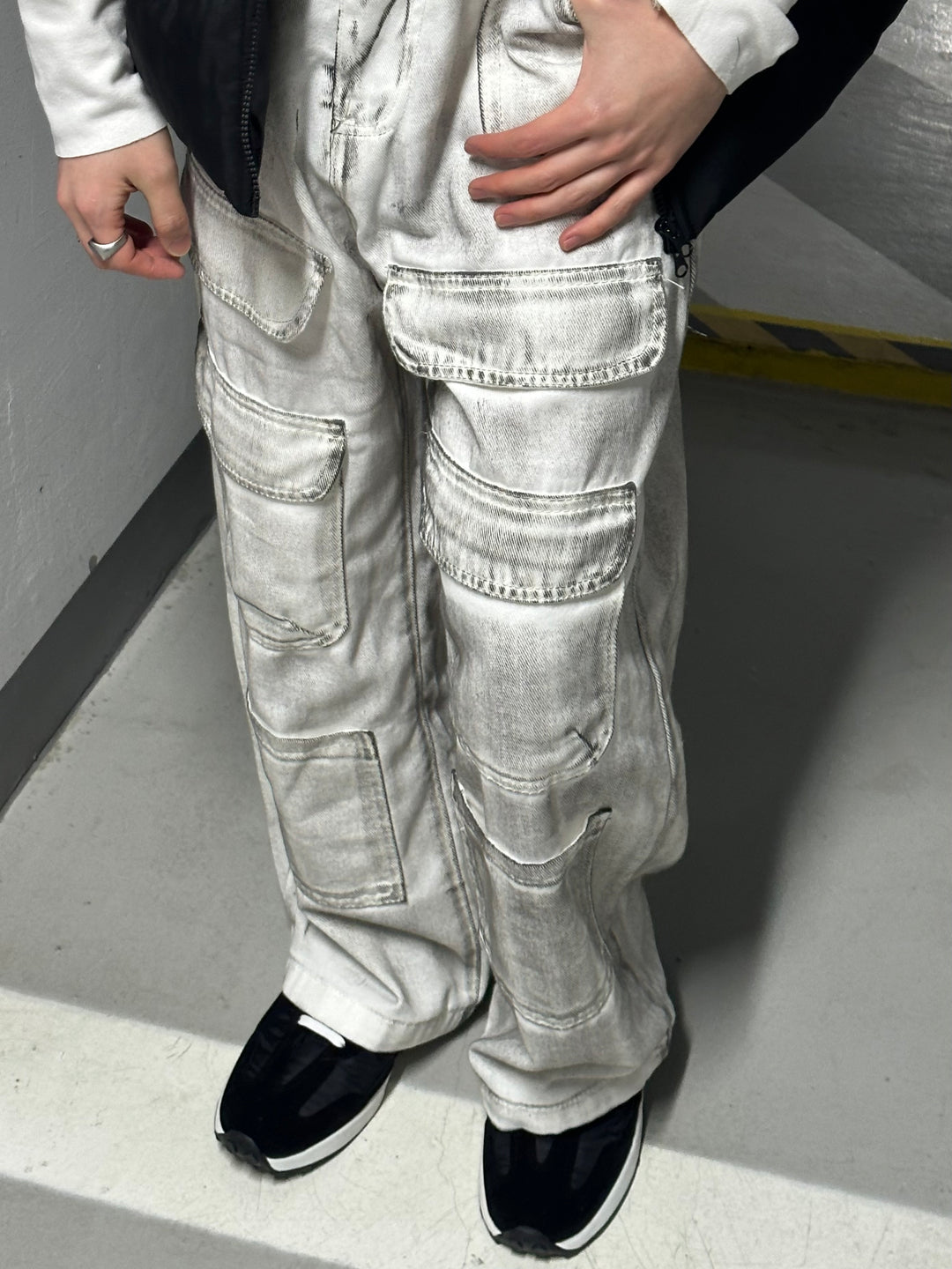 街頭灰白色落地褲 韓國男裝