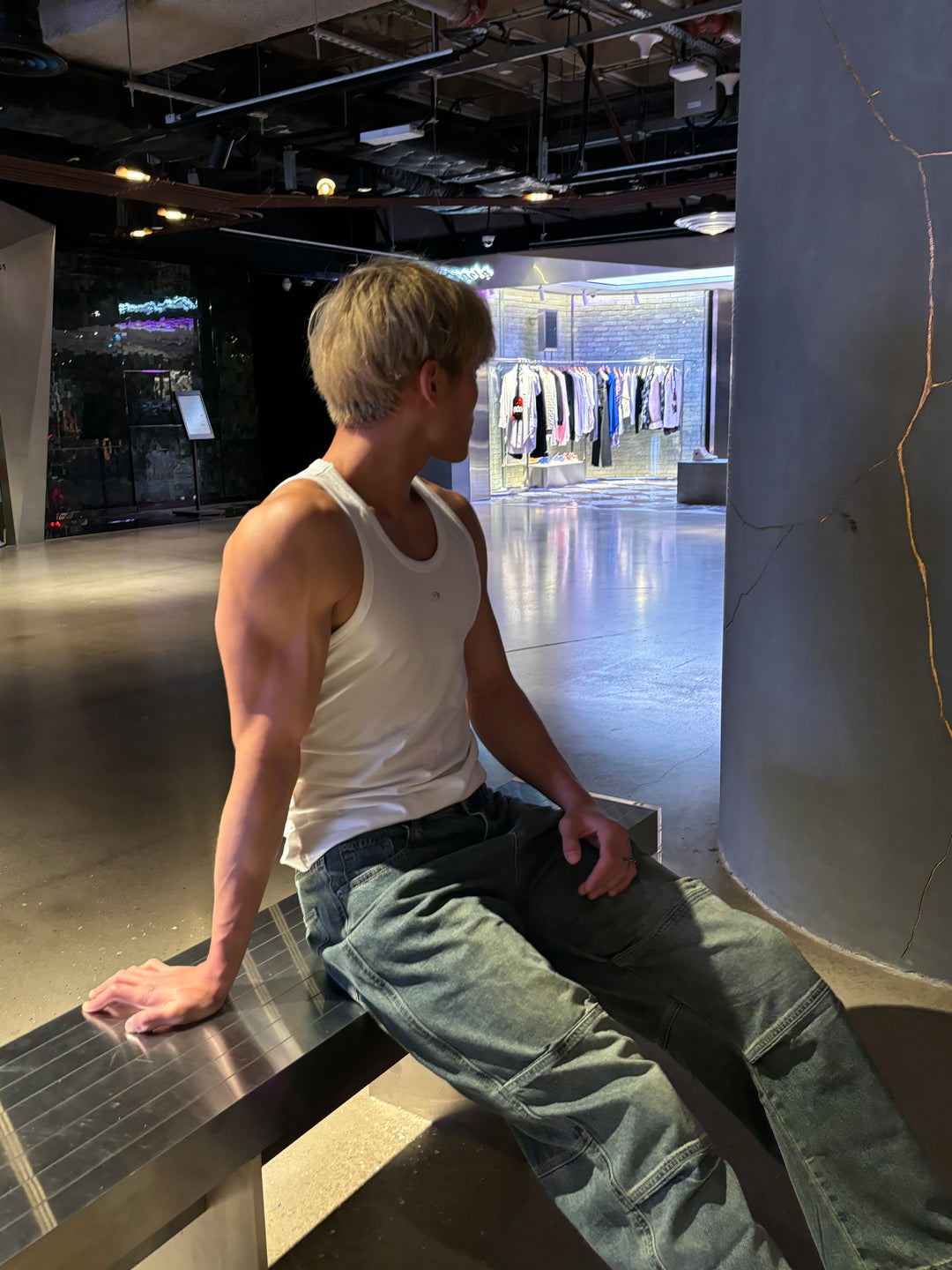 水洗刀紋牛仔褲 韓國男裝