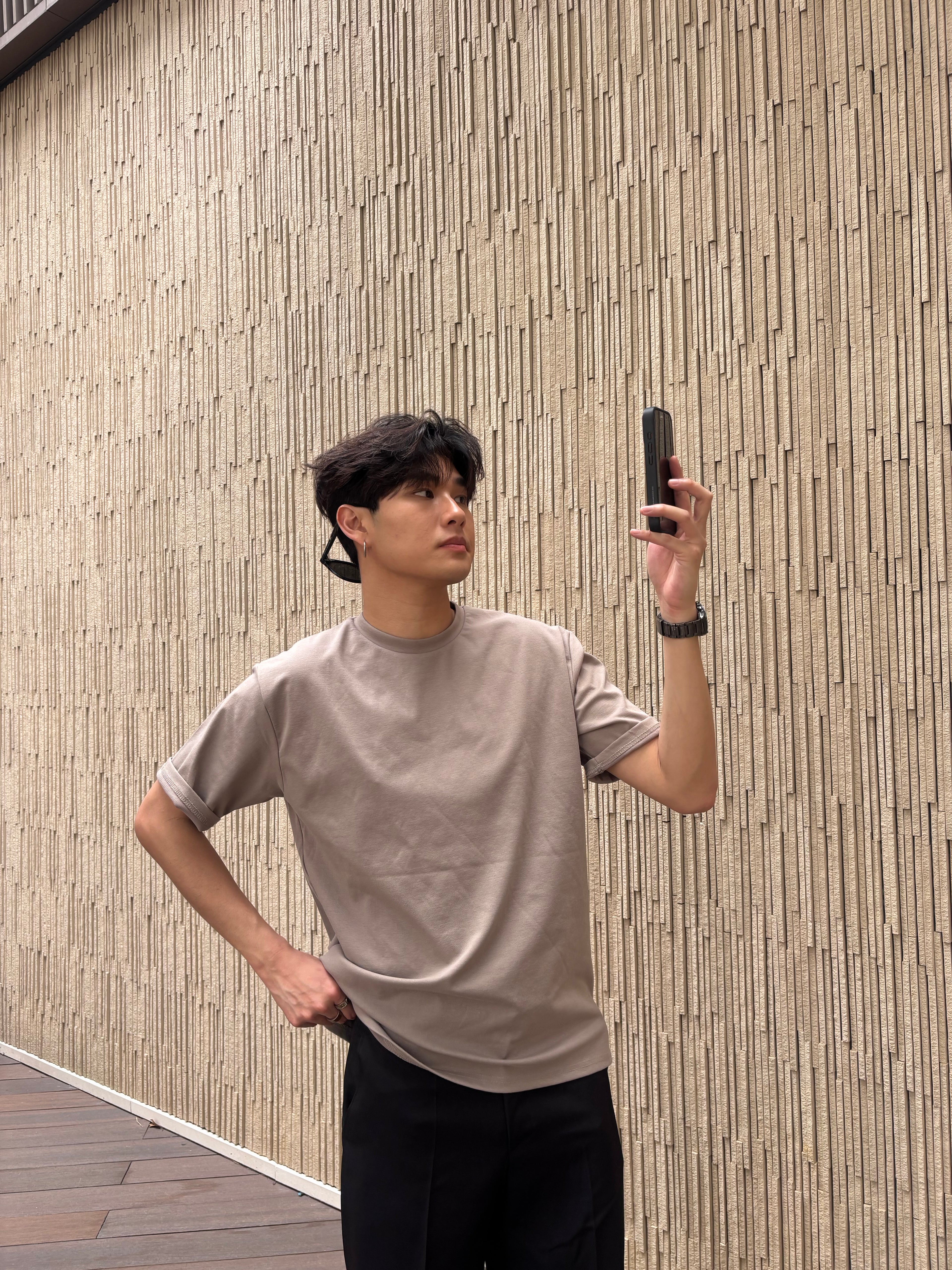 基本款米色短袖Tee