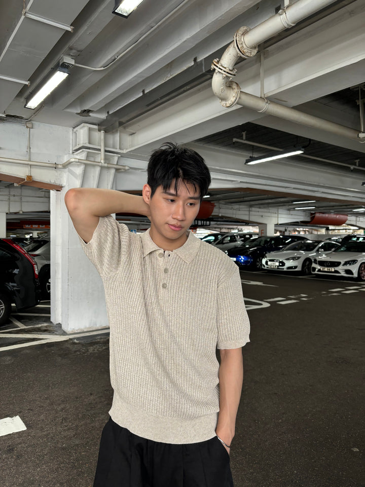 細紋翻領短袖上衣