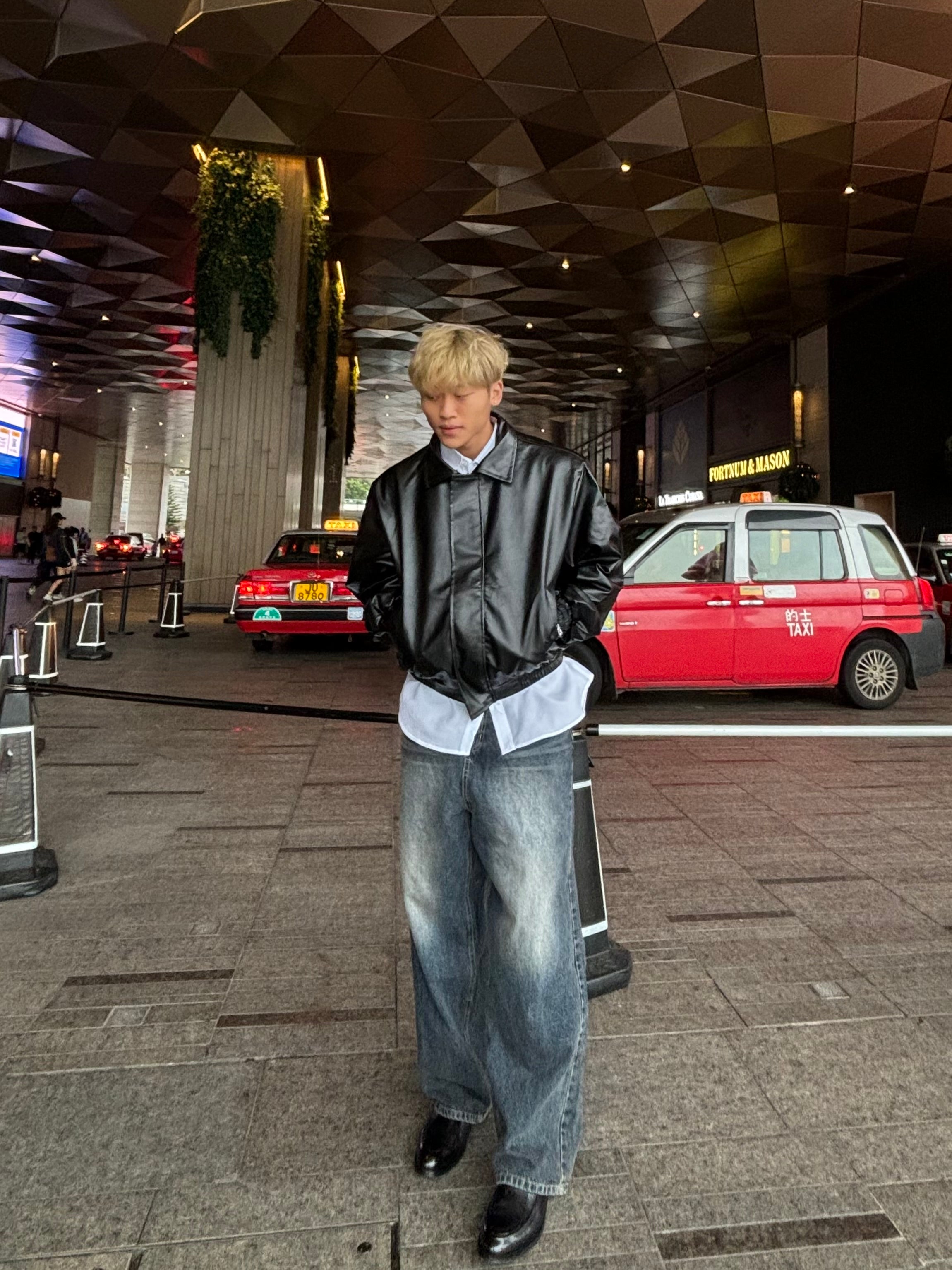 深藍落地牛仔褲 韓國男裝