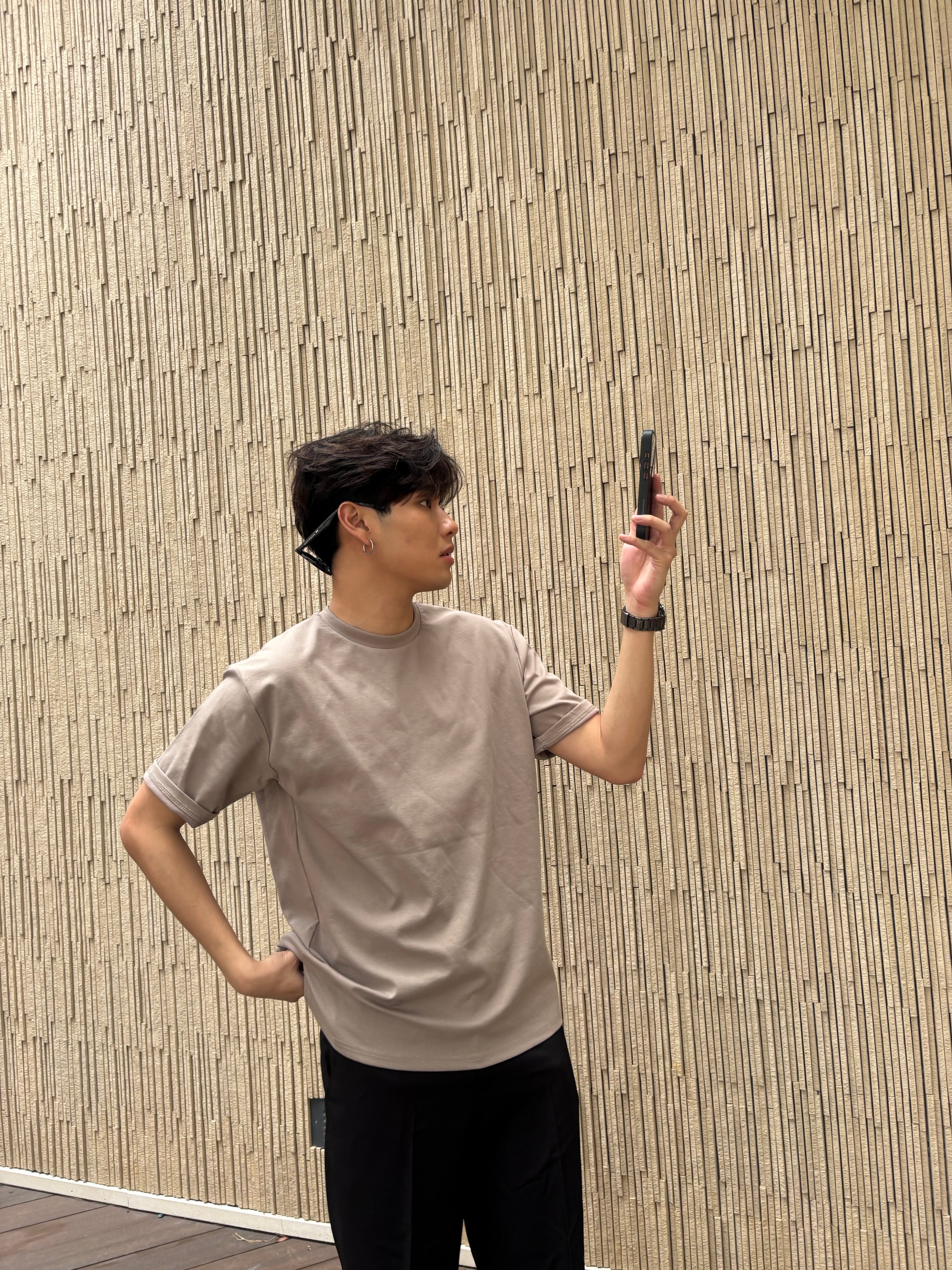 基本款米色短袖Tee