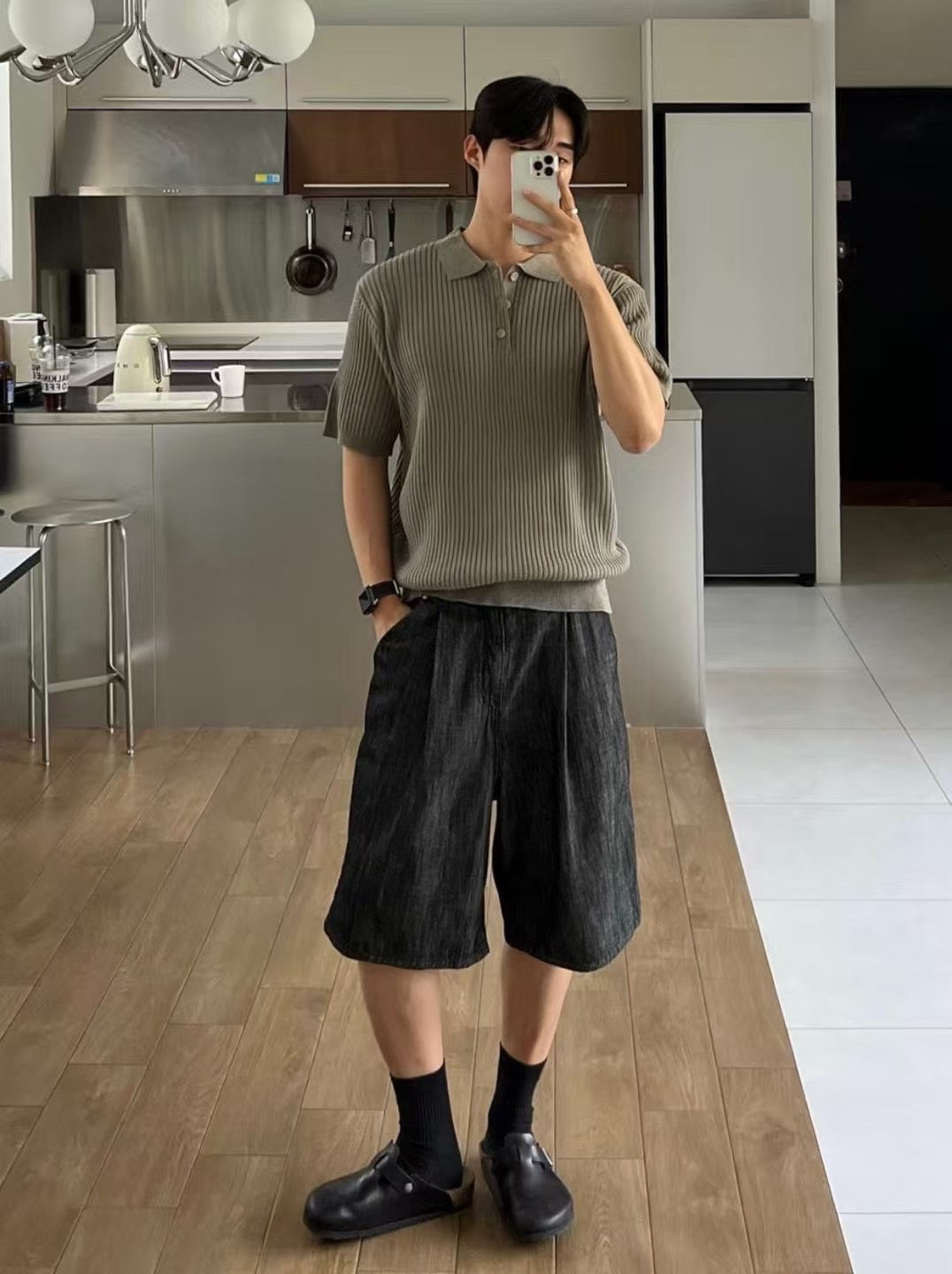 細紋翻領短袖上衣