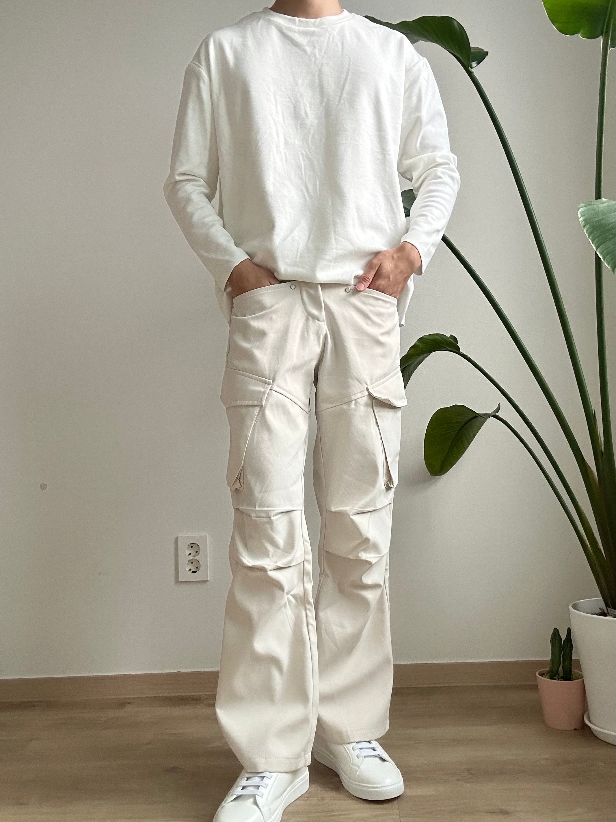 純白色長袖上衣 香港男裝