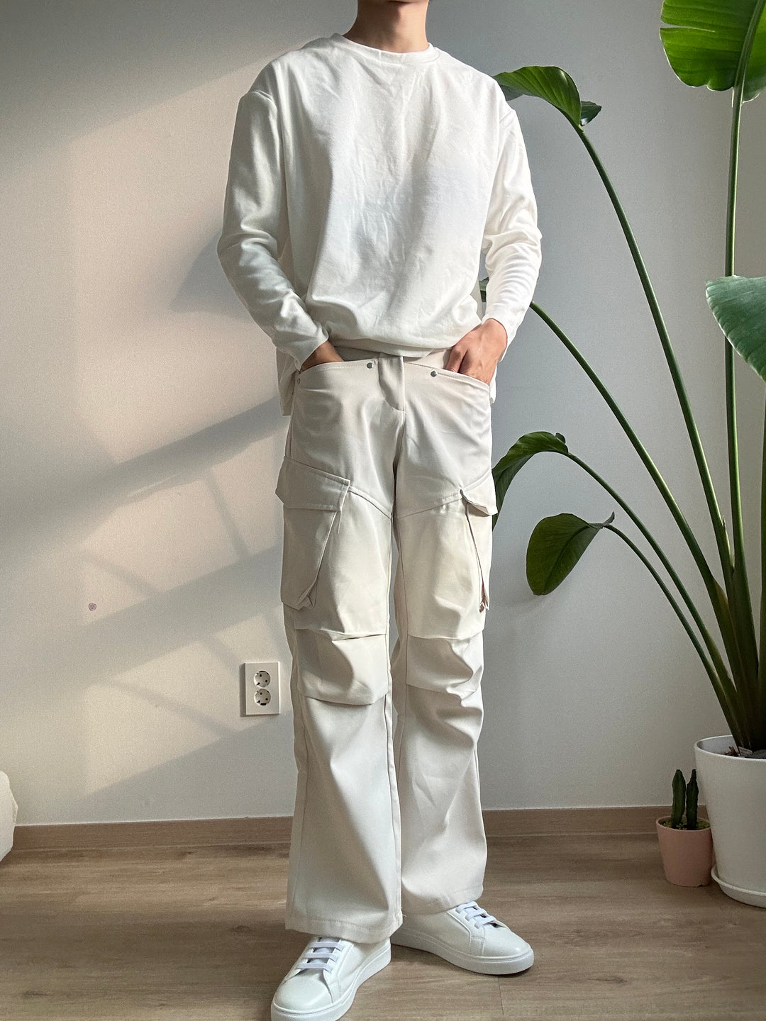 純白色長袖上衣 香港男裝