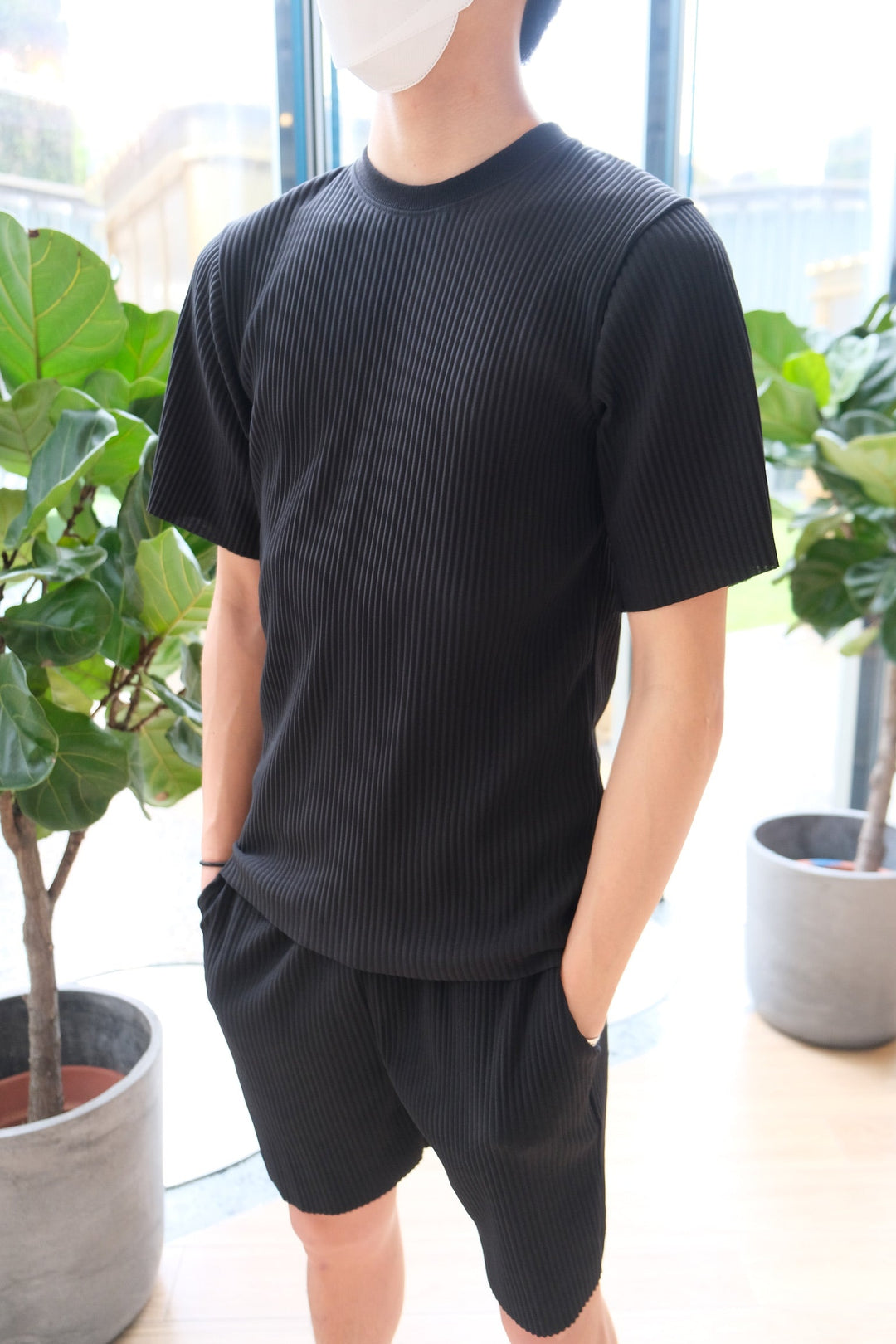 韓國男裝-黑色短袖套裝短褲 Black Set Bottom