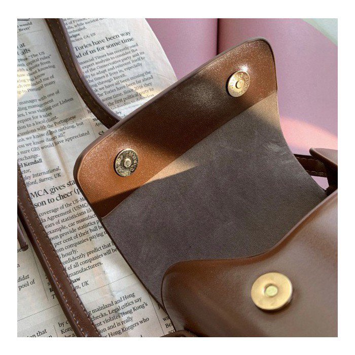 韓國男裝- 皮面側肩袋