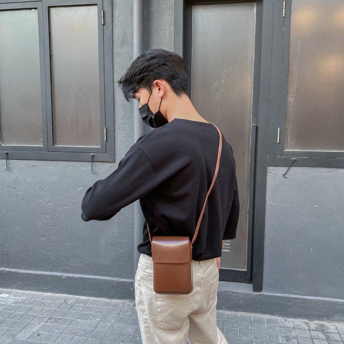 韓國男裝- 皮面側肩袋