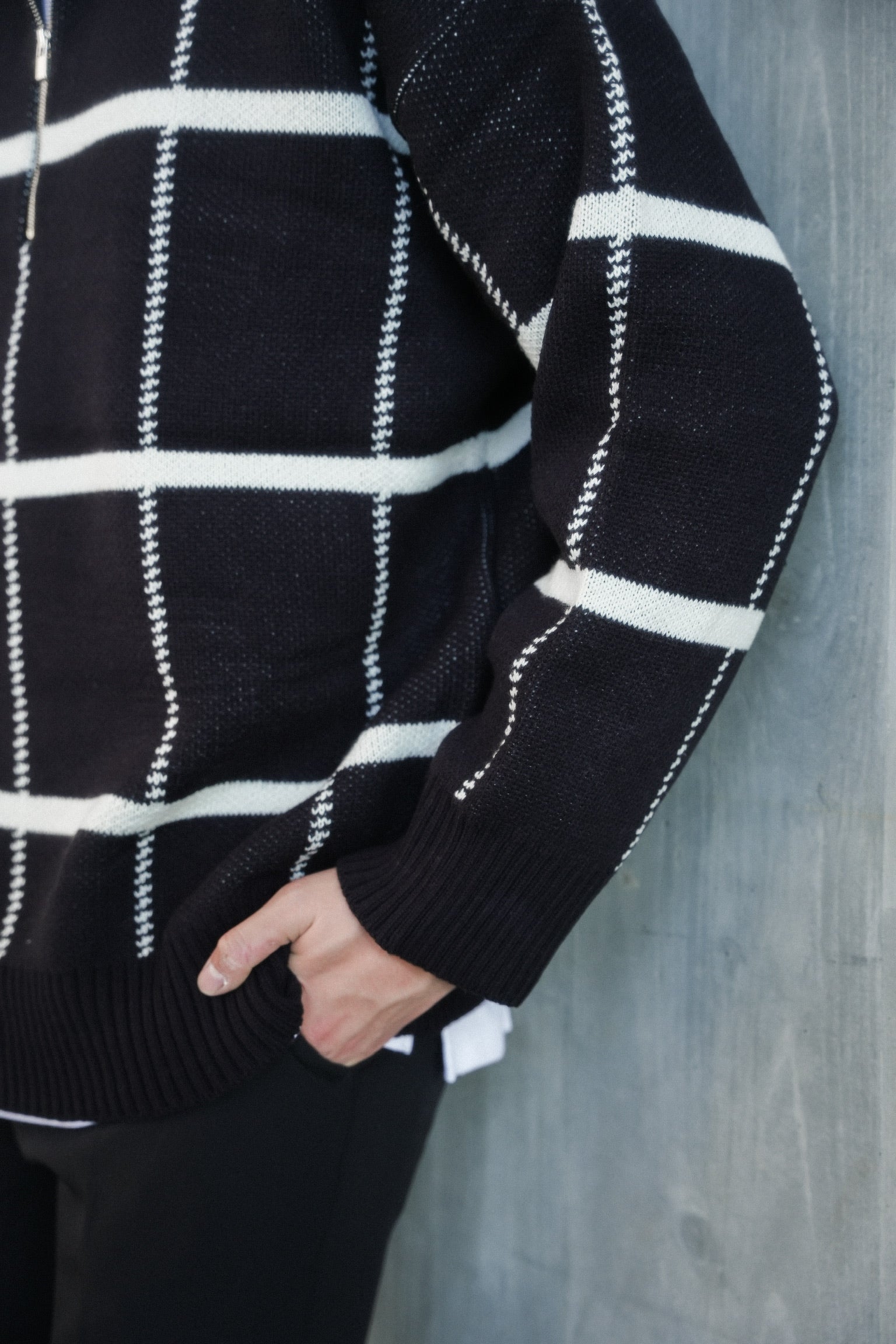 黑色格紋拉鍊上衣Check Zip Jumper in Black-韓國男裝