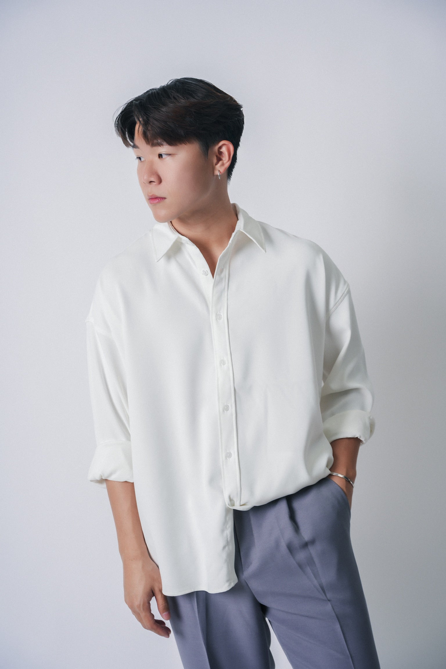 垂墜感滑身碳灰襯衫Basic Charcoal Shirt - 韓國男裝