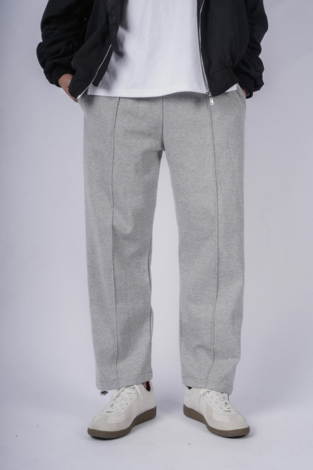 灰色必備長褲