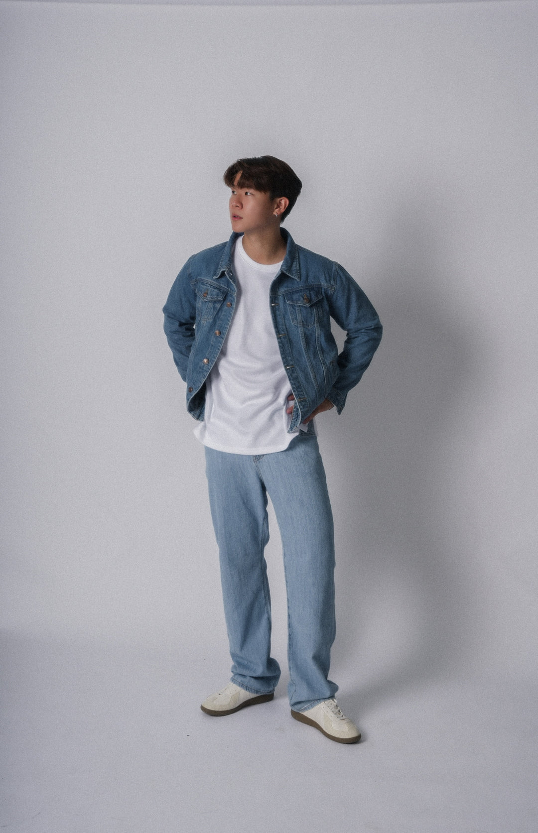 淺藍牛仔褲Light Washed Jeans-韓國男裝