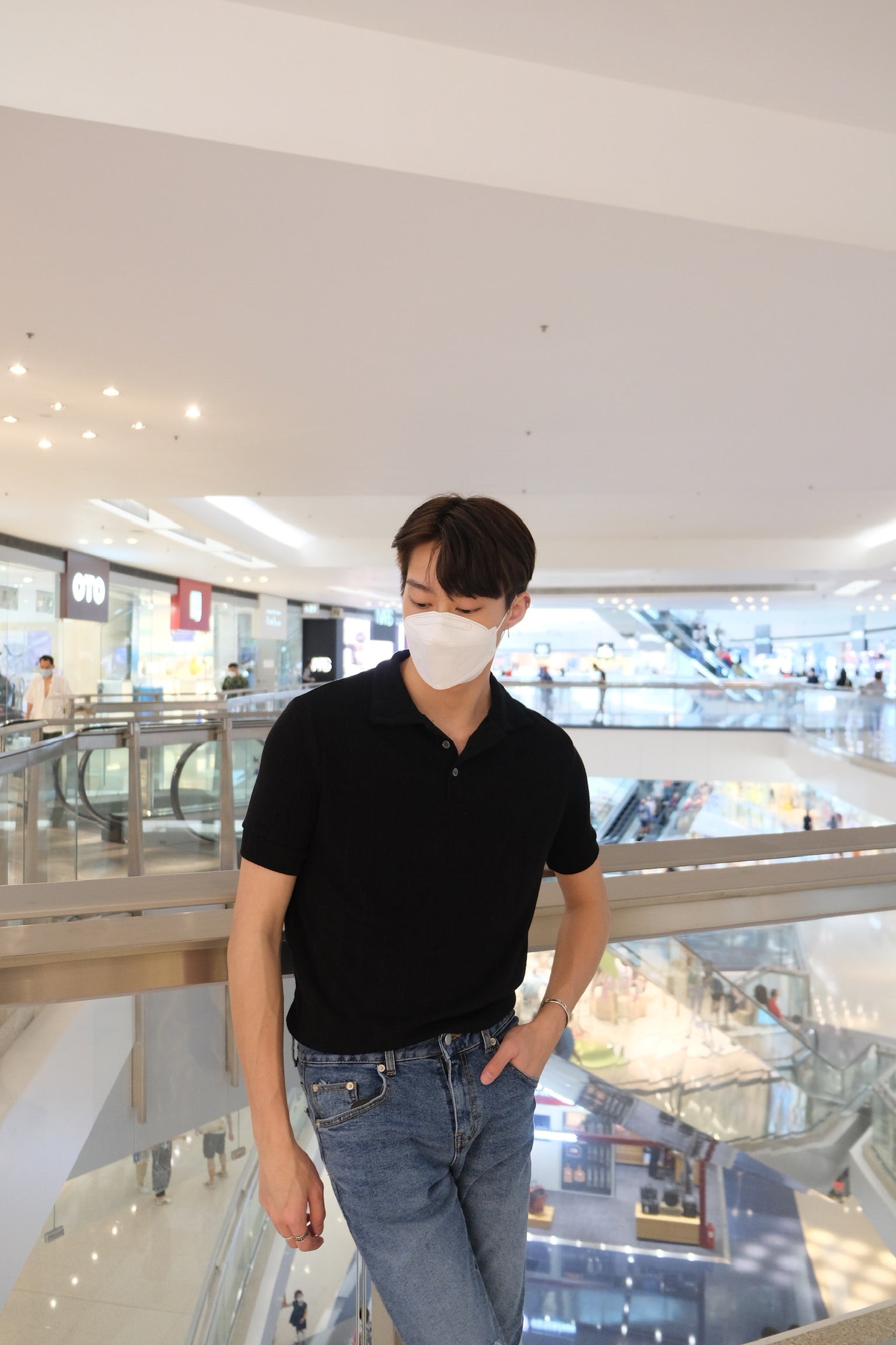 黑色鈕扣上衣Black Button Top - 179cmhk