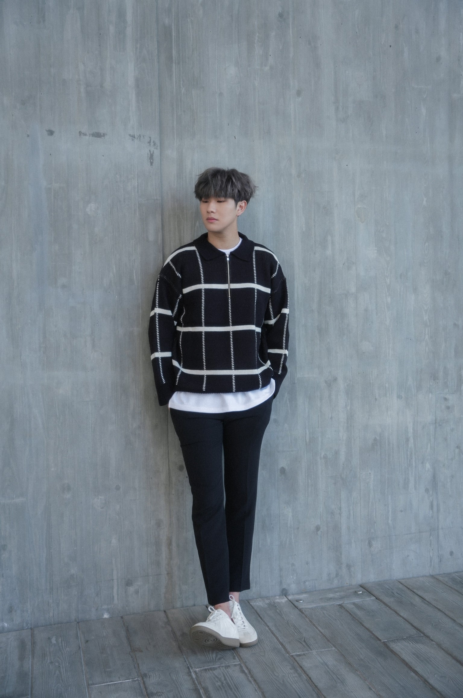 黑色格紋拉鍊上衣Check Zip Jumper in Black-韓國男裝