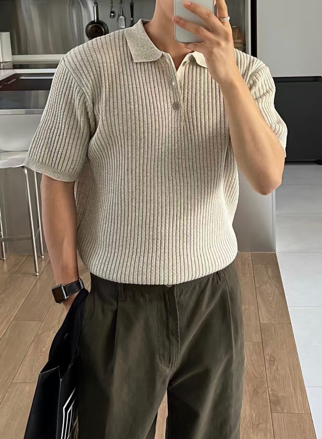 細紋翻領短袖上衣