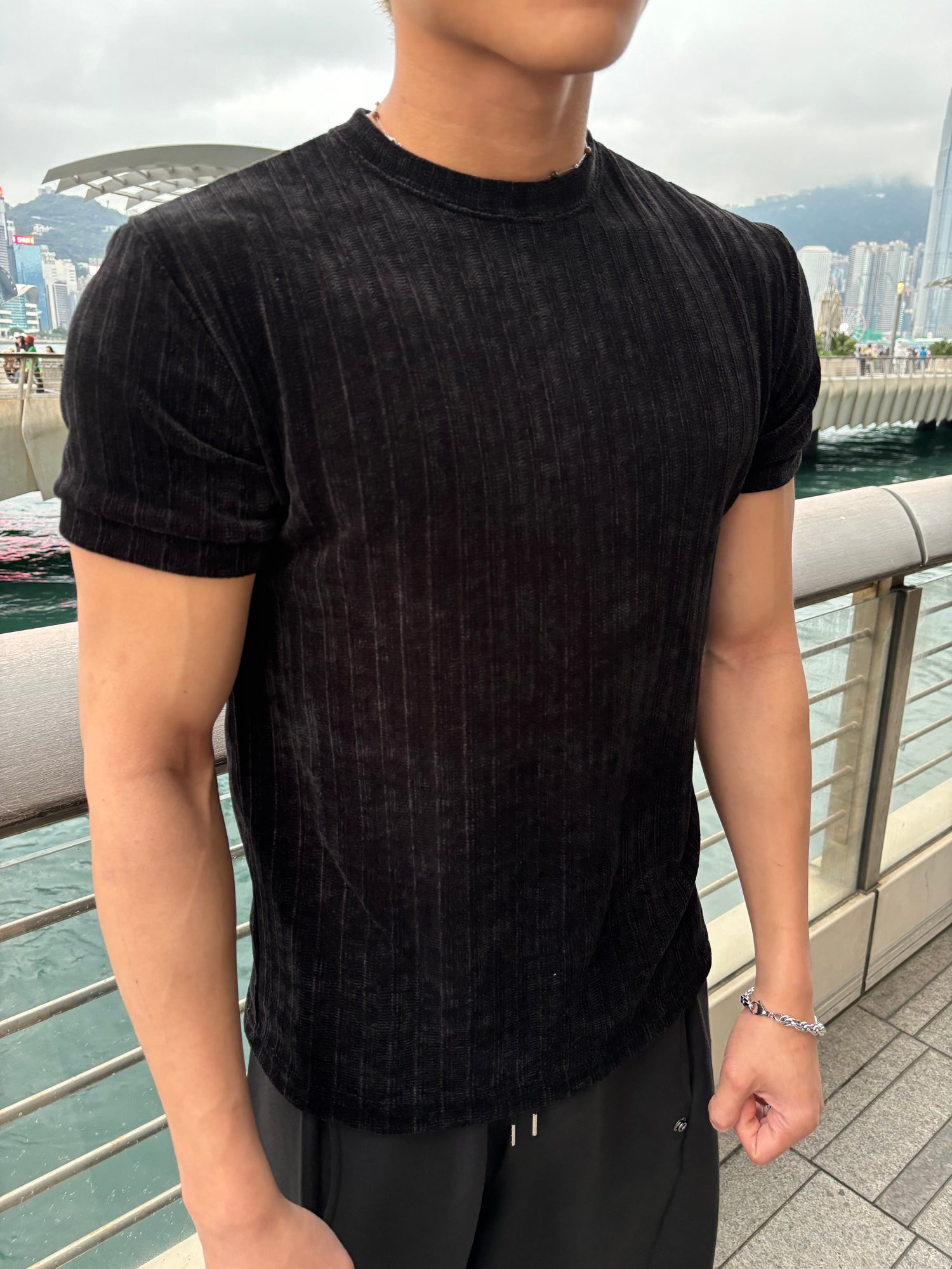 質感輕絨面短袖上衣