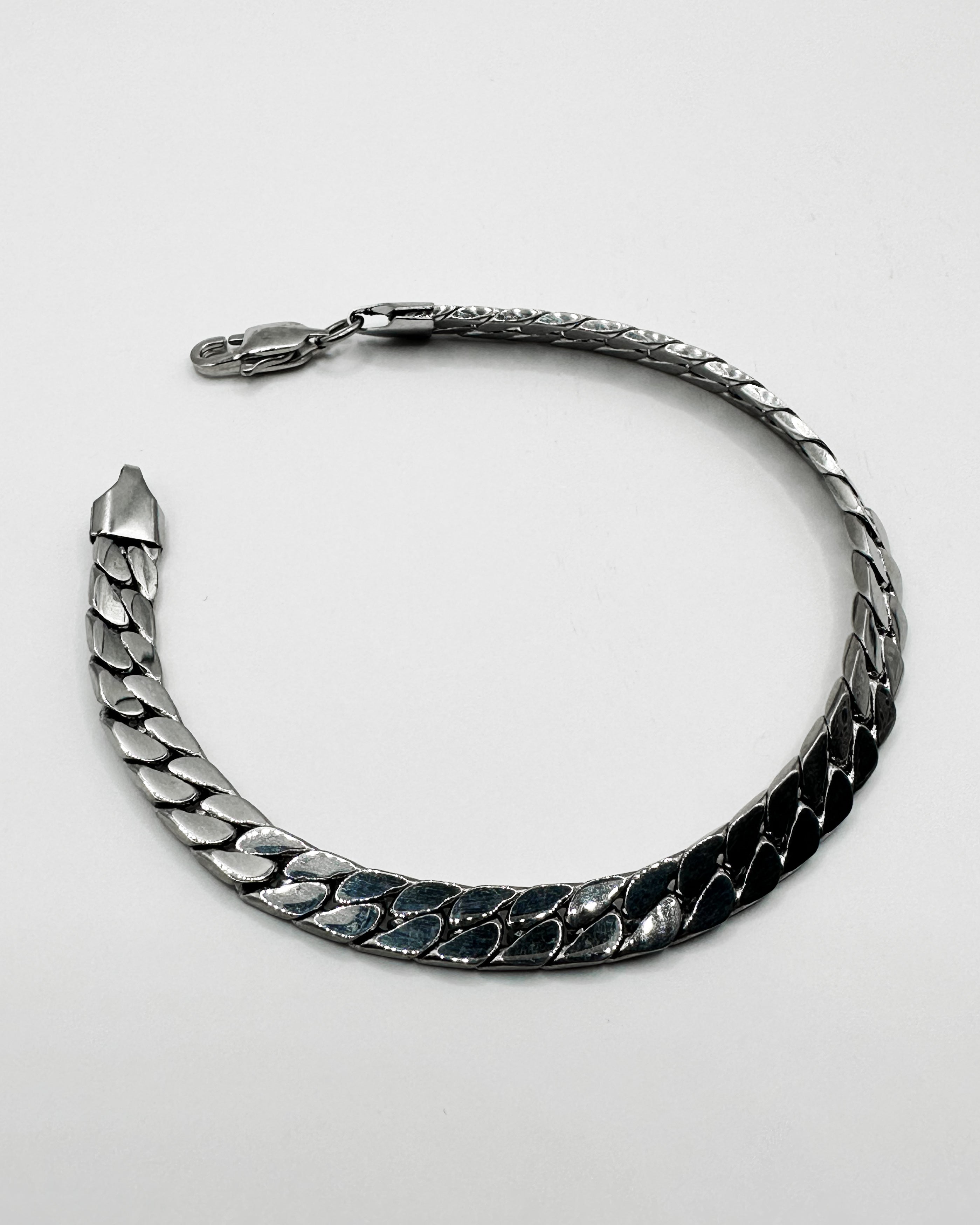 Swirl Chain Bracelet