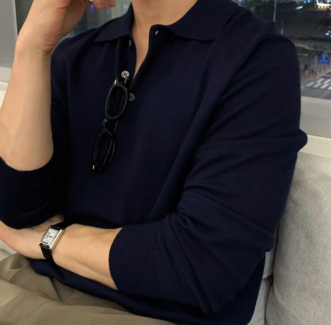 鈕扣領口基本款上衣