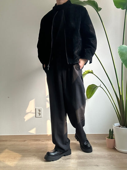 黑色落地西裝褲