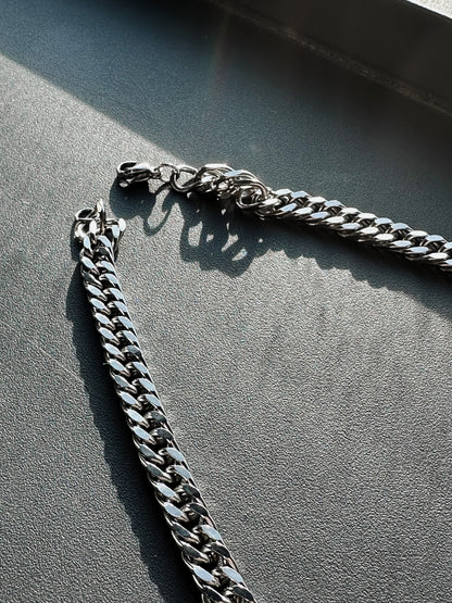 Curb Chain Necklace