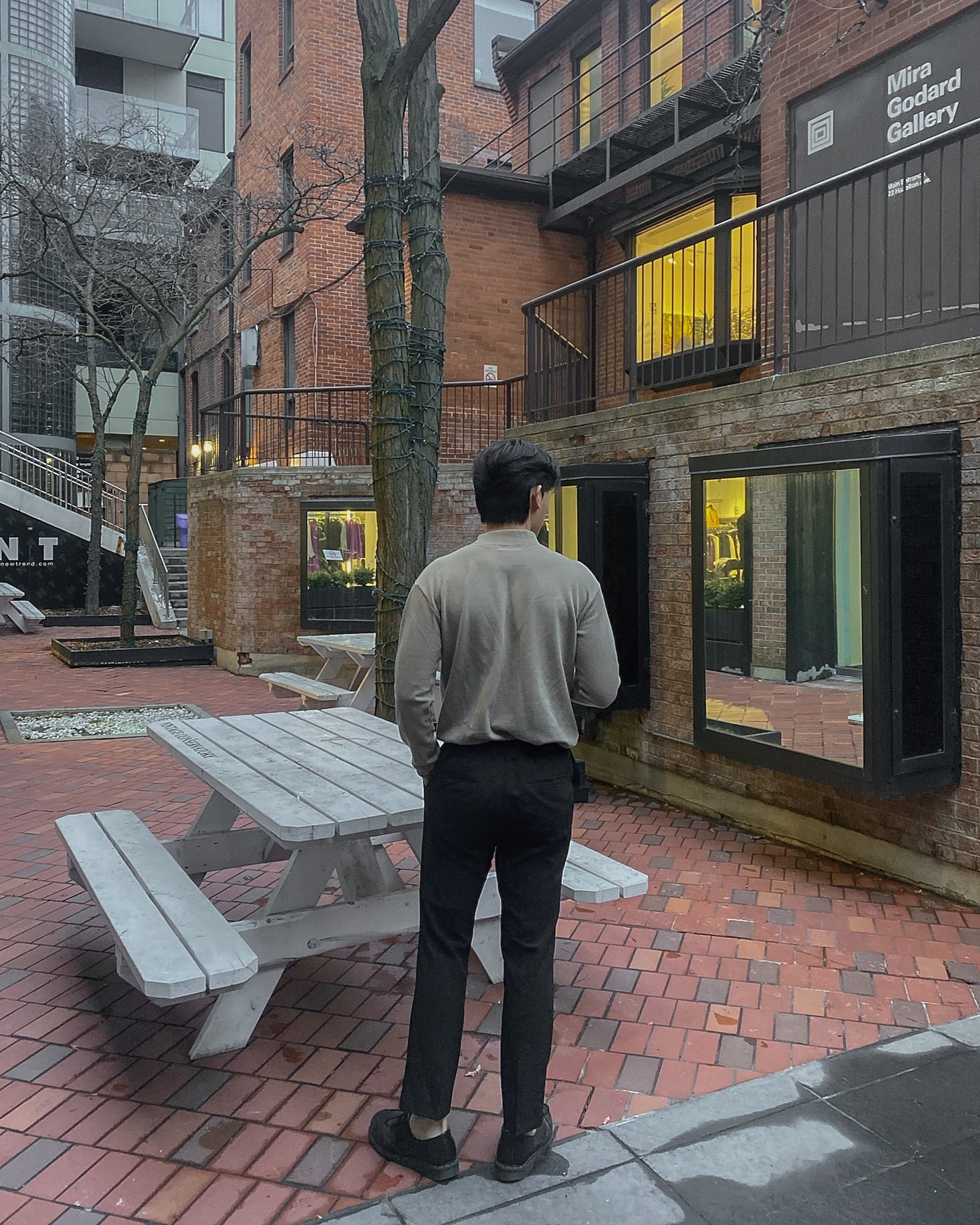 米色半領打底上衣