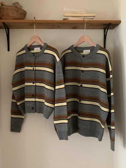 &lt;情侶裝系列&gt;粗間條針織上衣