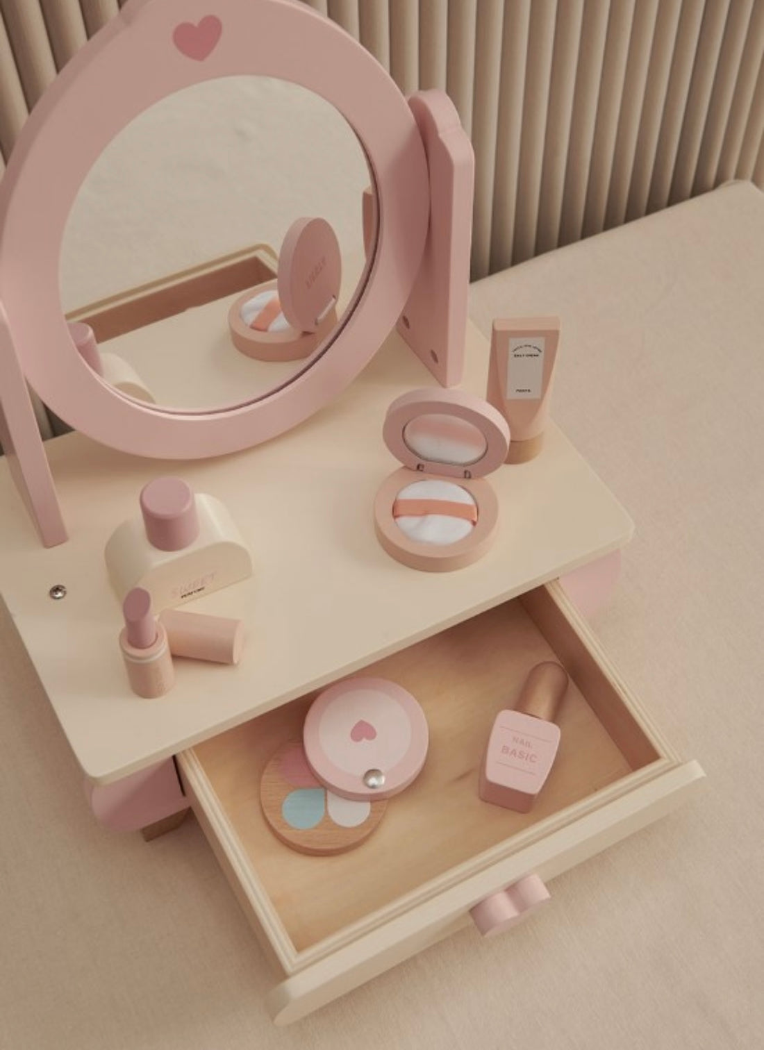 北歐風木製化妝桌椅組