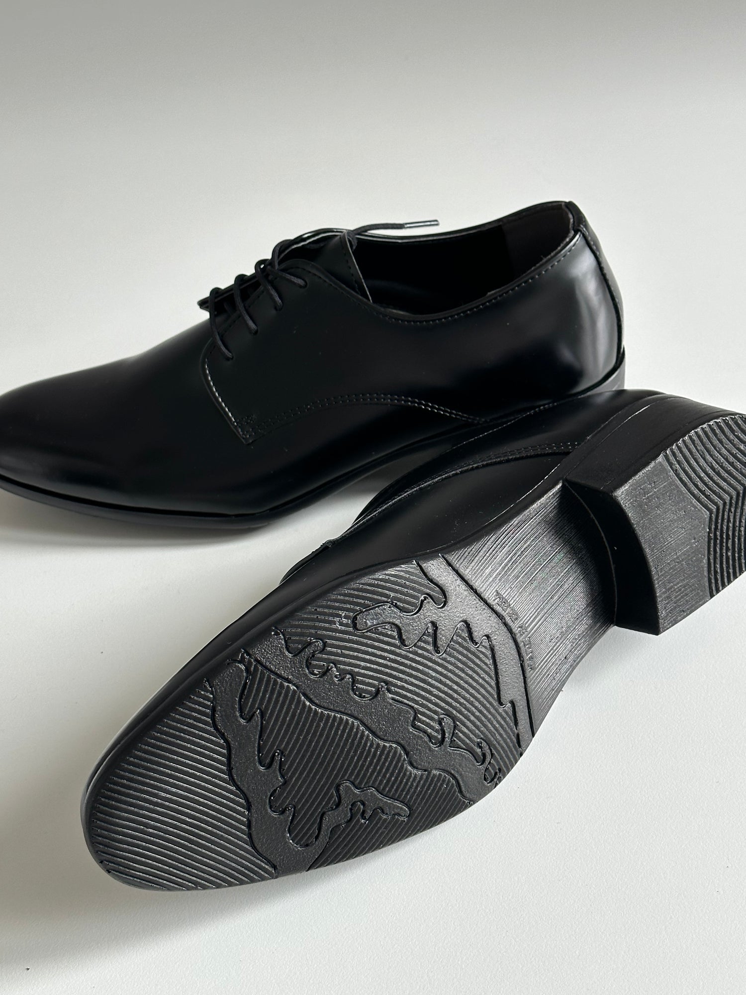 韓國製皮革德比鞋