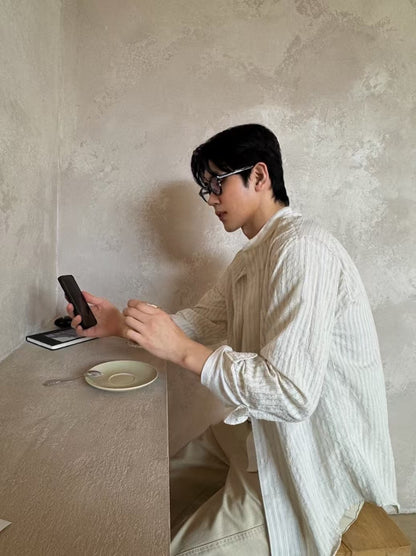 暗紋間條長袖襯衫