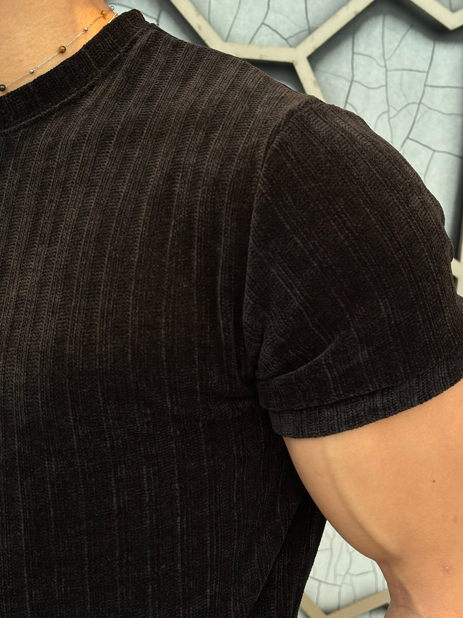 質感輕絨面短袖上衣