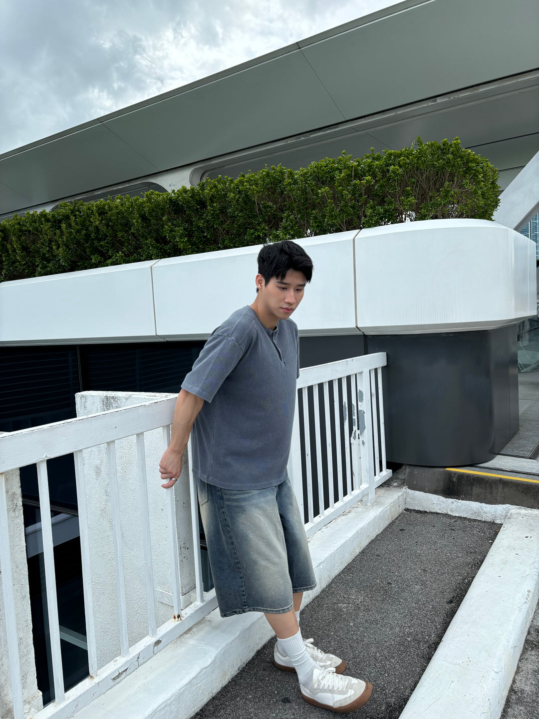 中長牛仔褲