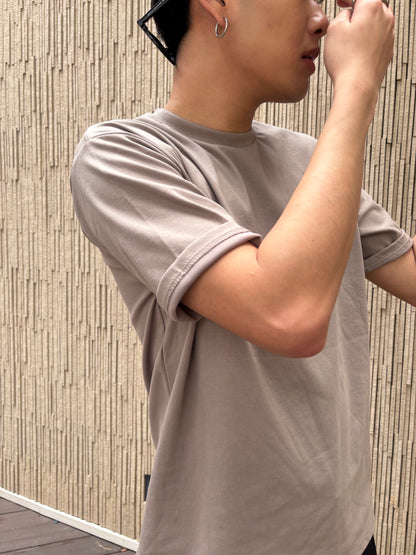 基本款米色短袖Tee