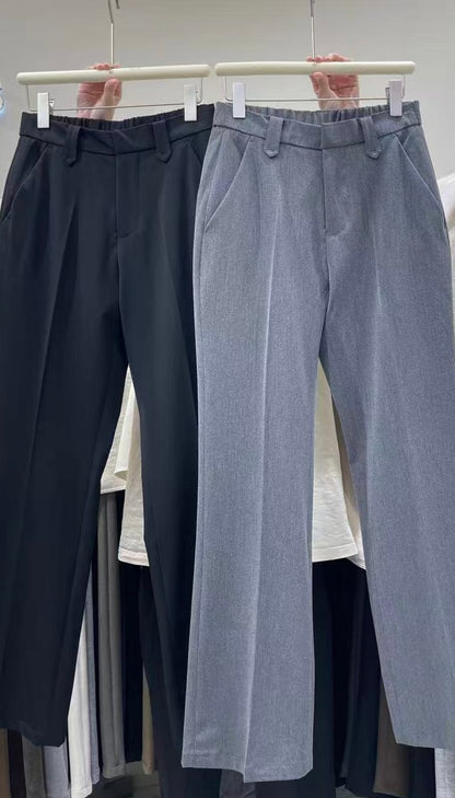 黑色落地西裝褲