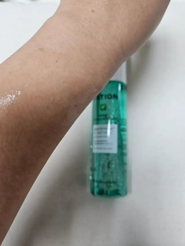 [背部暗瘡]Fation消背痘身體粗糙顆粒噴霧