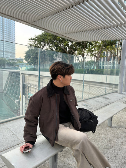 挺身翻領短褸