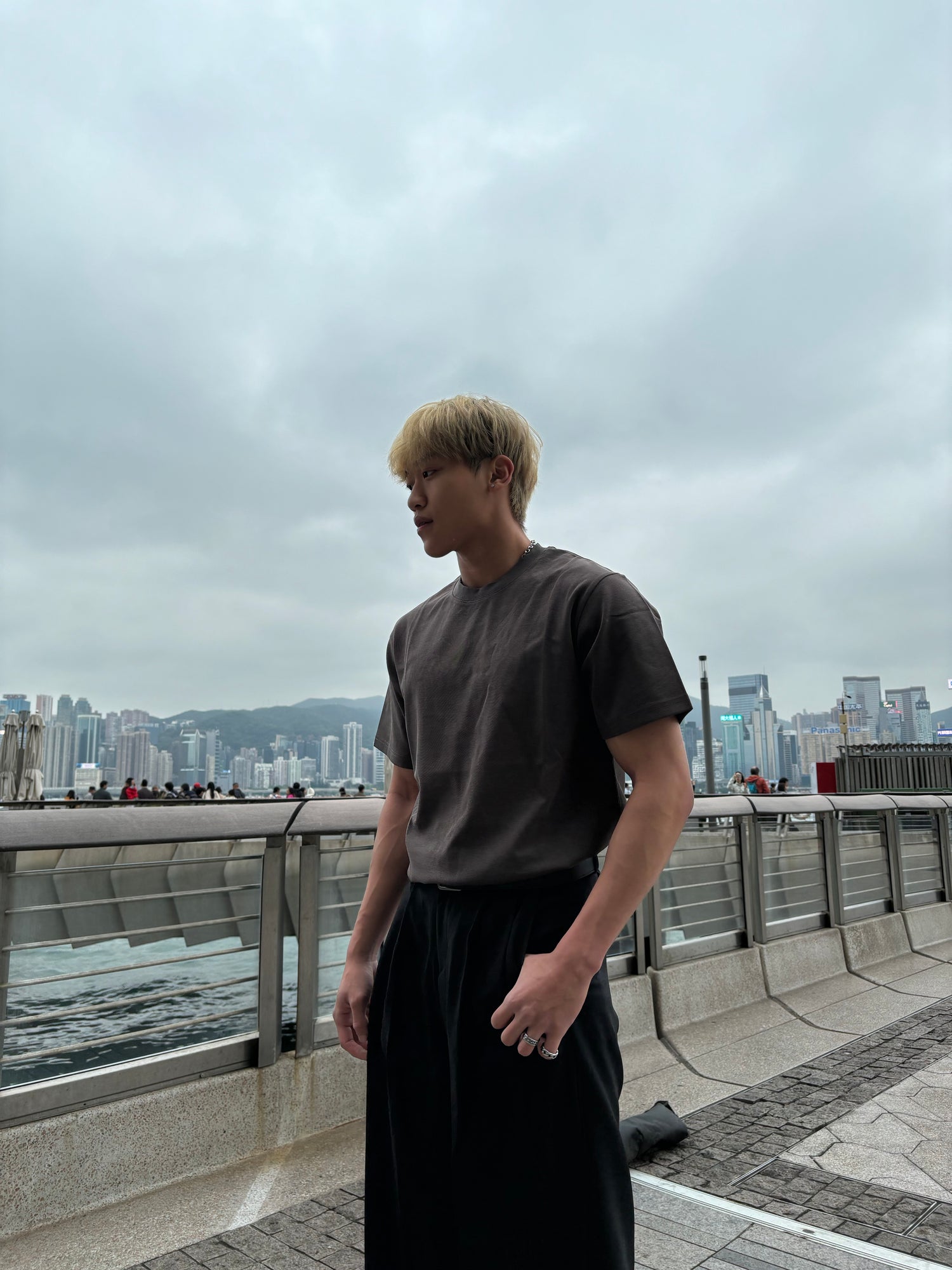 [自家品牌]純棉碳灰短袖上衣 韓國男裝