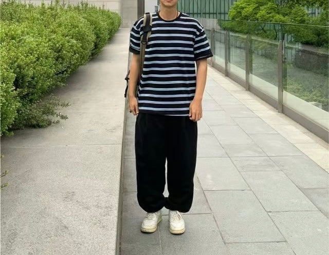 間條襯搭短袖上衣