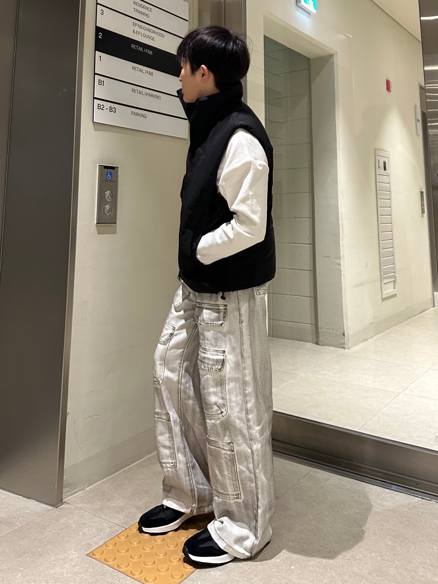 街頭灰白色落地褲 韓國男裝