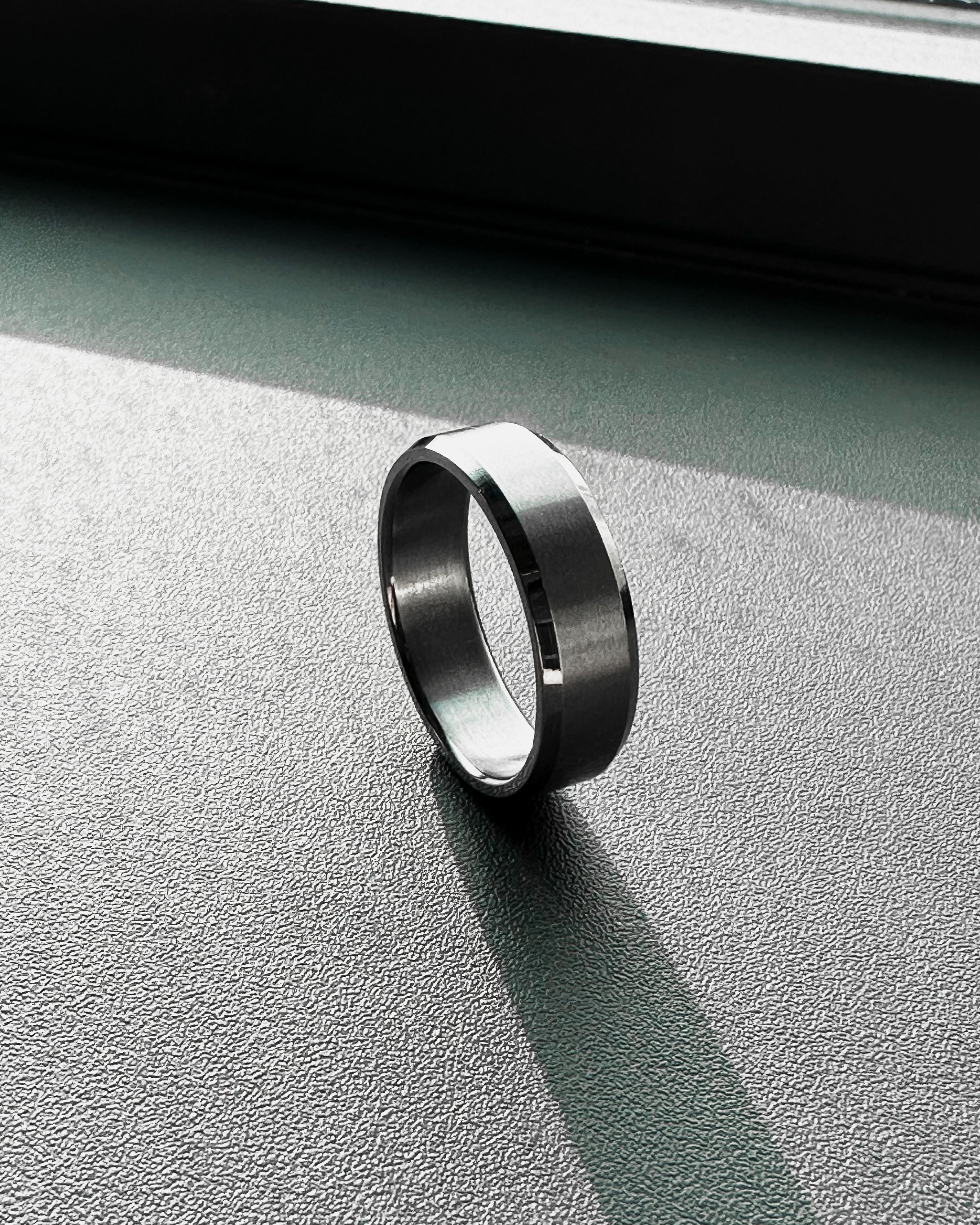 Minimalist Ring